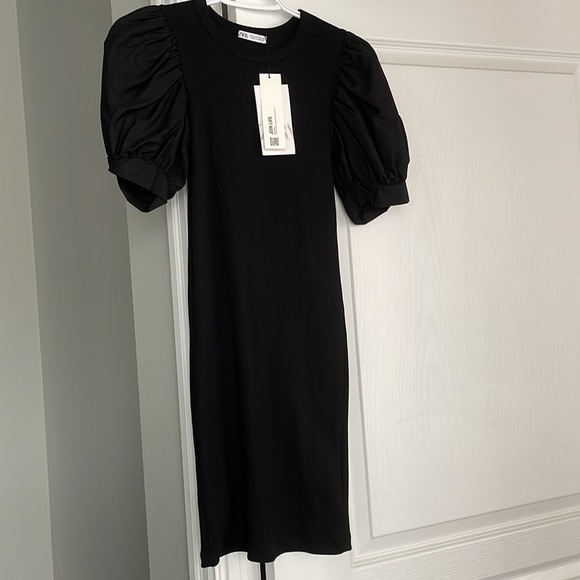 NWT- Zara Black Puff Sleeve Dress Size M - Picture 8 of 10